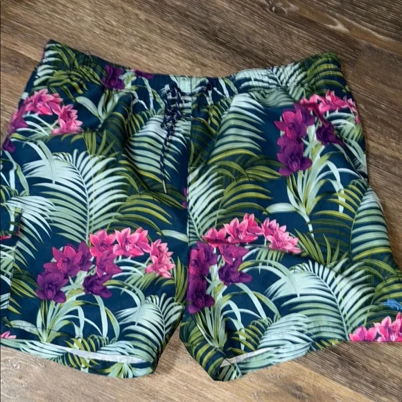 Tommy Bahama Green & Pink Swim Shorts with Tropical XL - Picture 2 of 9